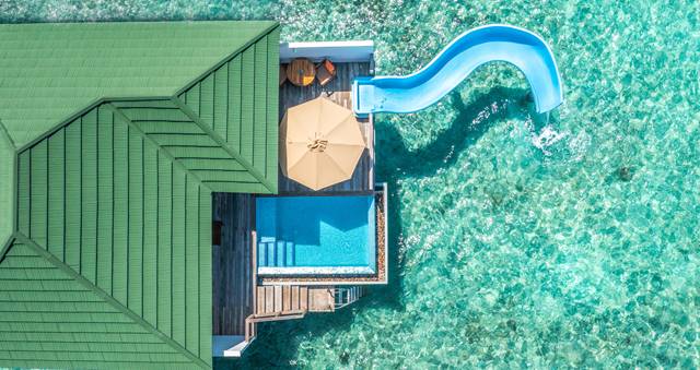 LAGOON VILLA WITH POOL + SLIDE