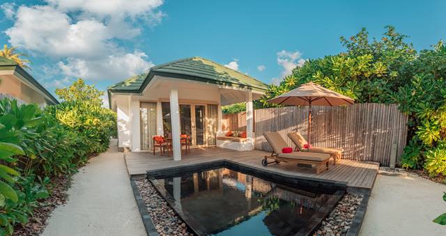 SUNSET POOL BEACH VILLA