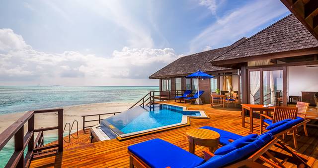 PRESIDENTIAL WATER SUITE