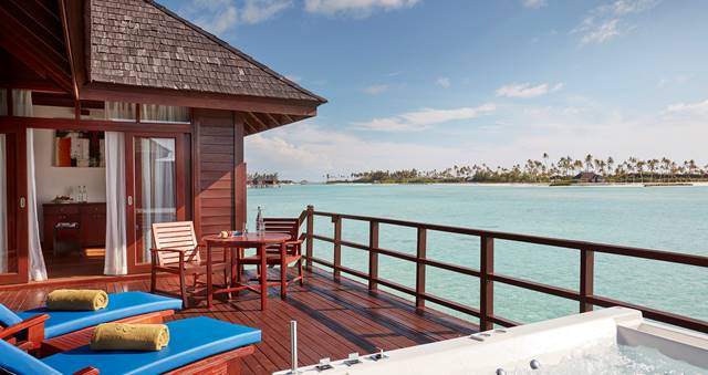 PRESTIGE JACUZZI WATER VILLA